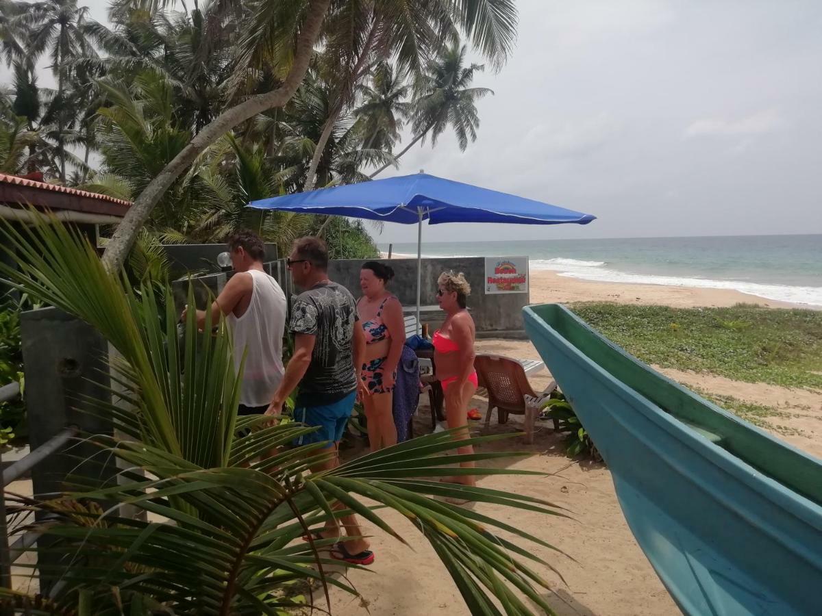 Rainbow Beach Hotel Hikkaduwa Exterior photo